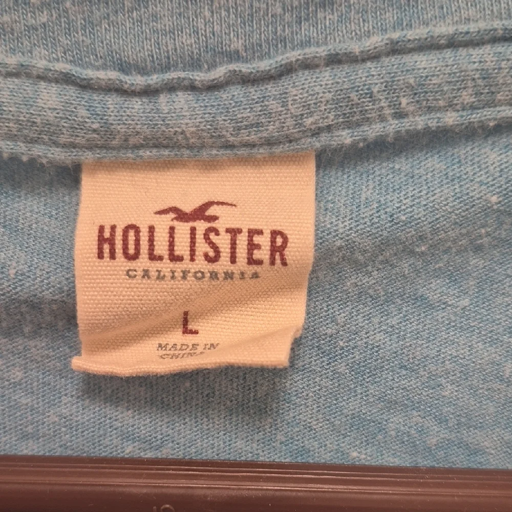 Hollister Blue Fitted Short Sleeve Tee - Picture 4 of 12